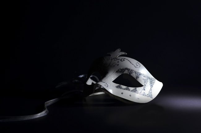 mask-2363966_1920