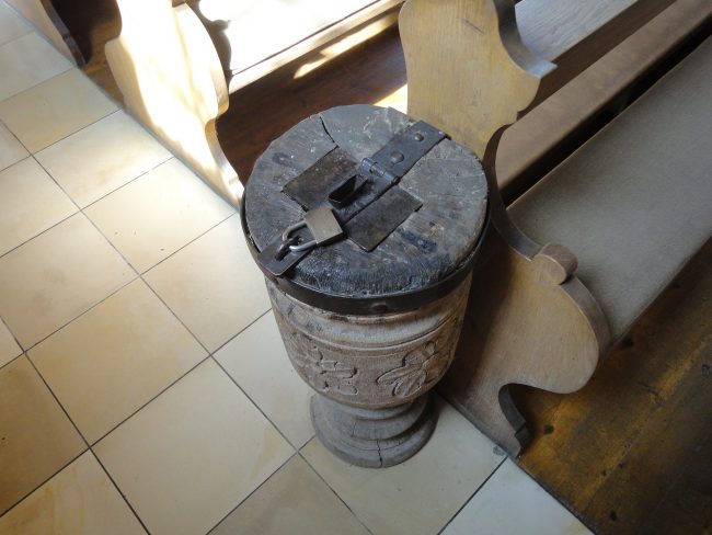 offertory-box-679749_1920